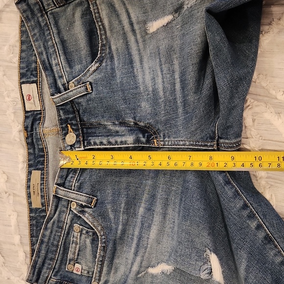 Medium wash, distressed AG "the stilt" cigarette skinny jeans size 28! - Picture 9 of 10